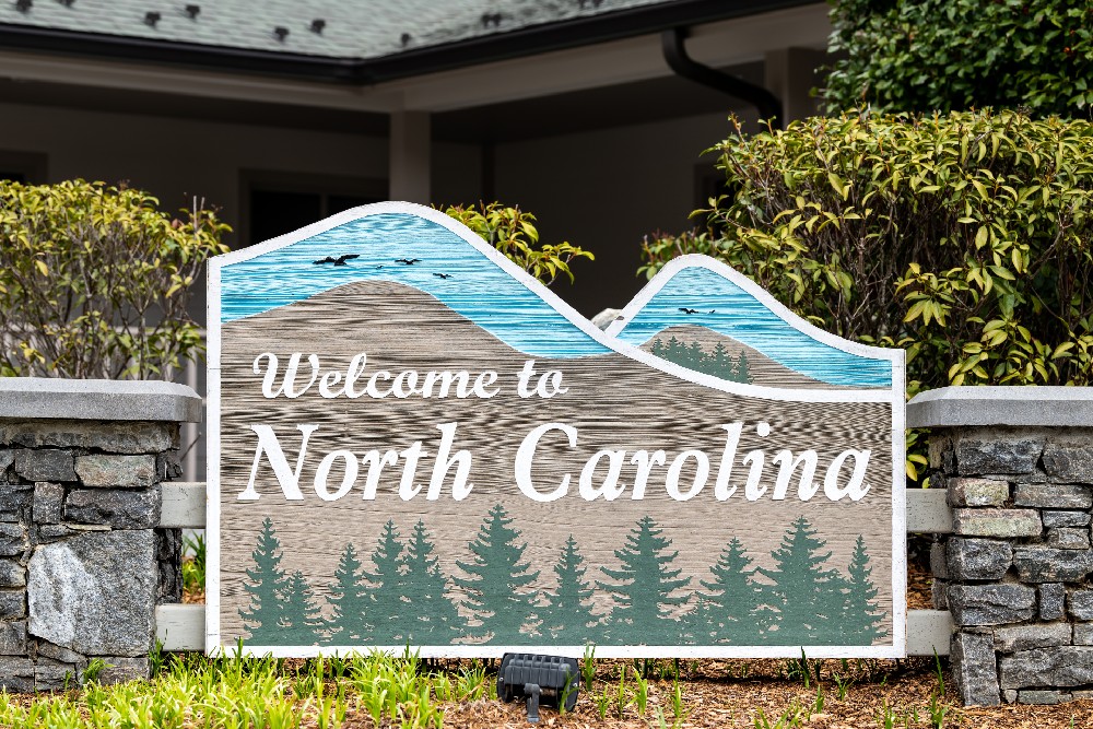 welcome to north carolina signa