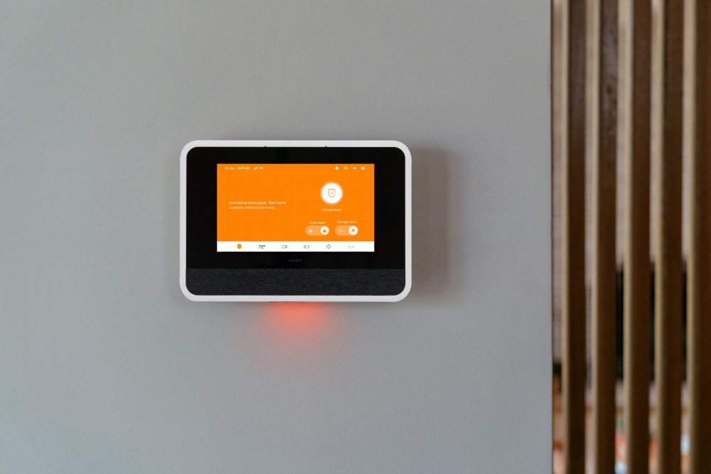 vivint smart hub